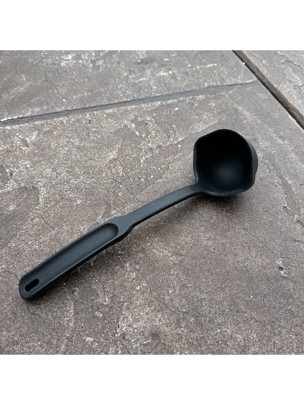 The Pampered Chef Black Nylon Plastic Kitchen Ladle - 12 Inch